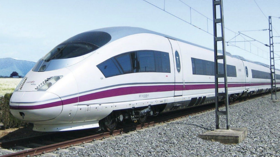 AVE-Exterior
