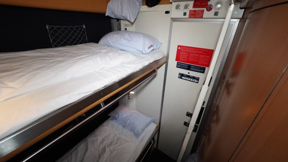OEBB 2 sleeper (img 2)