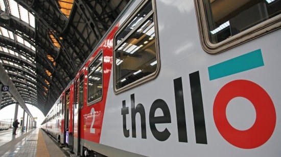 Thello sleeper train outside