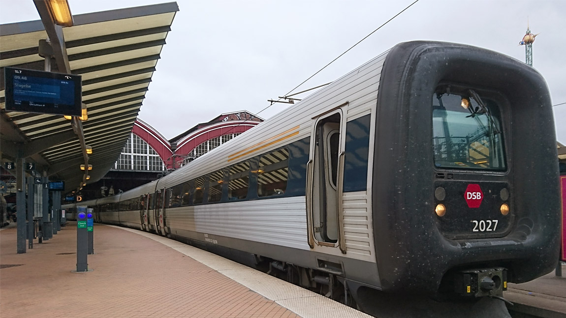 DSB train