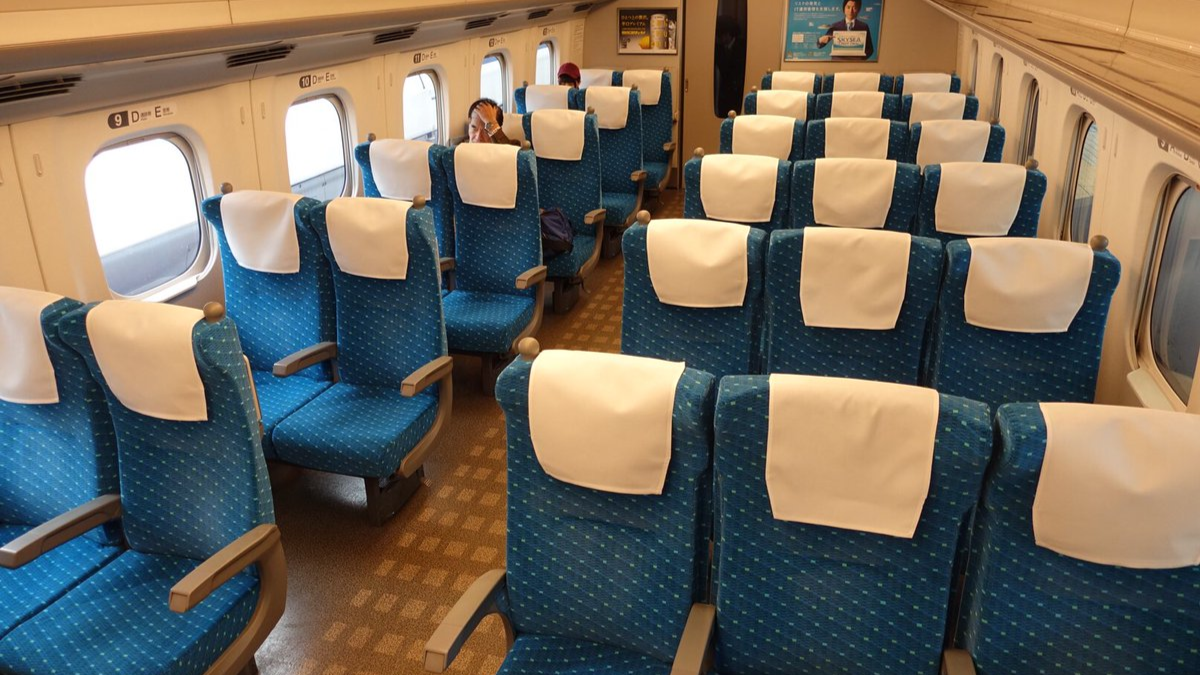 Nozomi train JR