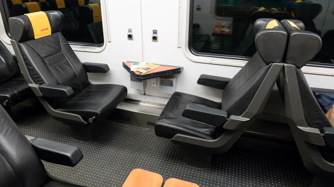 RegioJet Relax(2nd cl.)(2)