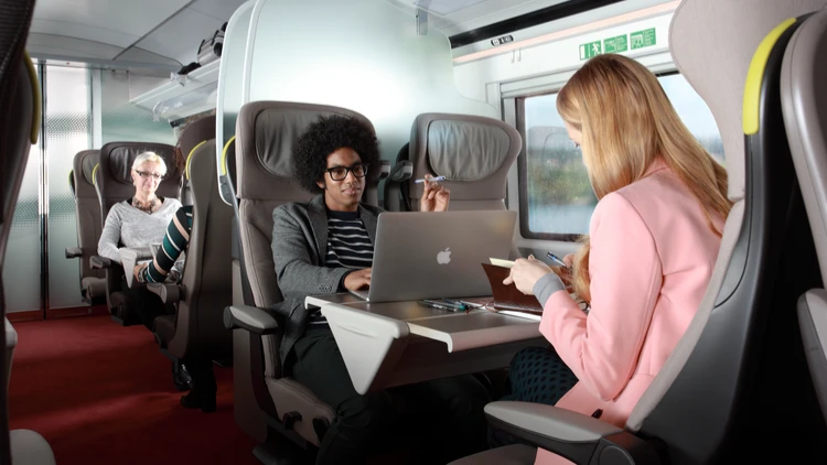 Eurostar Standard Premier table
