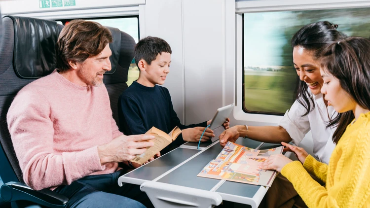 Eurostar Standard seats1